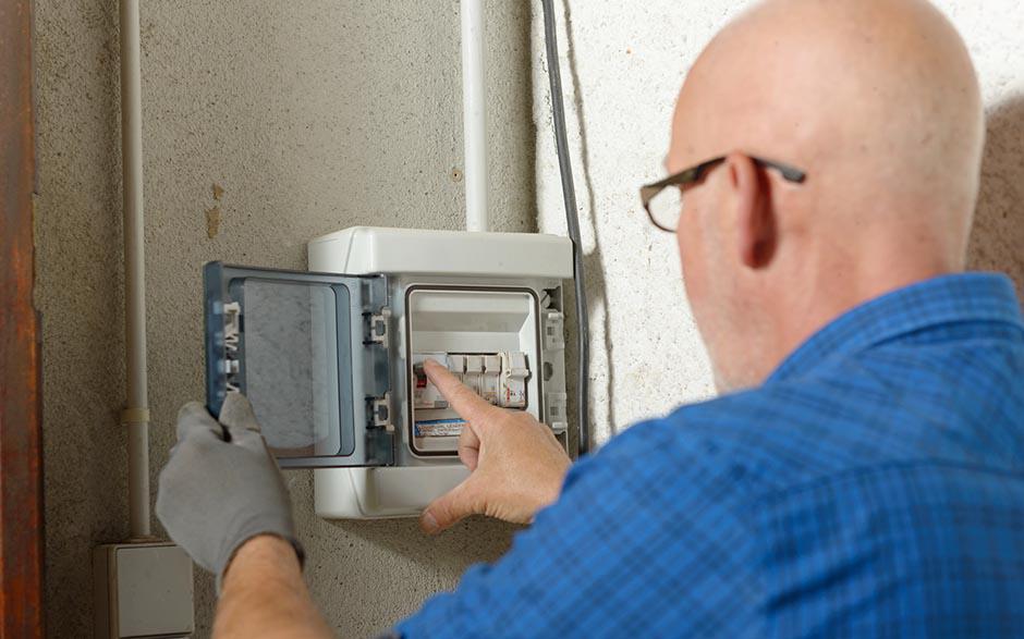cherche électricien Massy